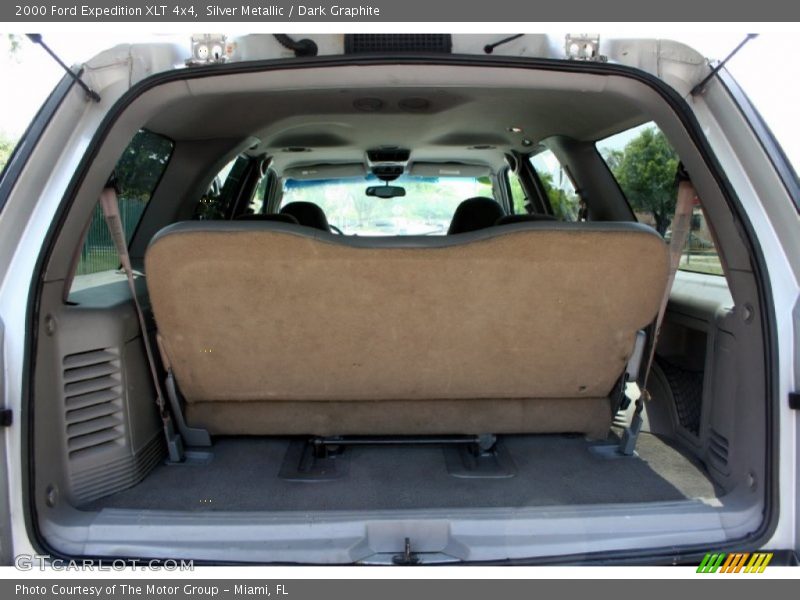 Silver Metallic / Dark Graphite 2000 Ford Expedition XLT 4x4