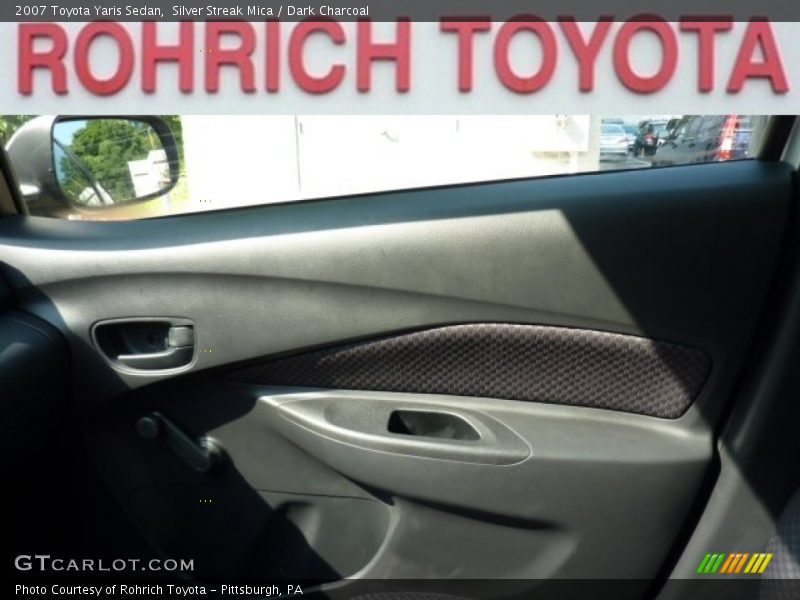 Silver Streak Mica / Dark Charcoal 2007 Toyota Yaris Sedan