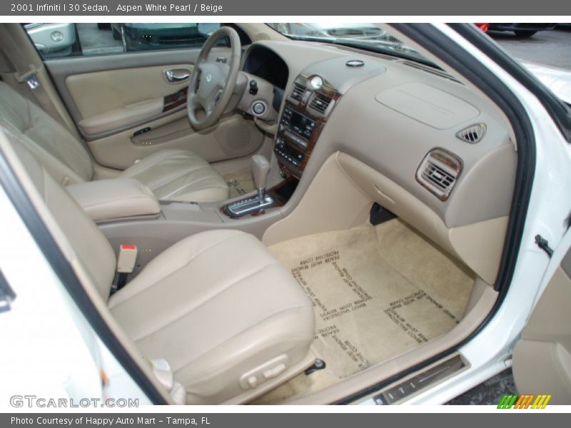 Aspen White Pearl / Beige 2001 Infiniti I 30 Sedan