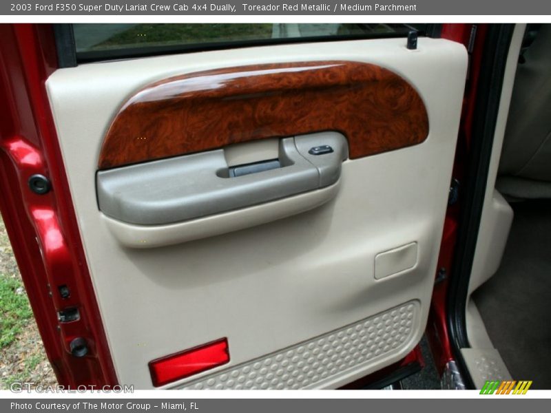 Door Panel of 2003 F350 Super Duty Lariat Crew Cab 4x4 Dually