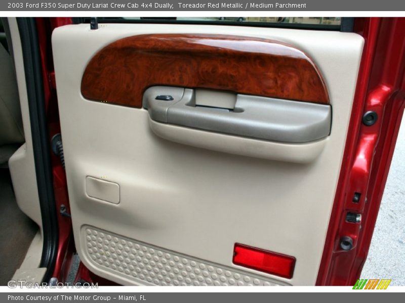 Door Panel of 2003 F350 Super Duty Lariat Crew Cab 4x4 Dually
