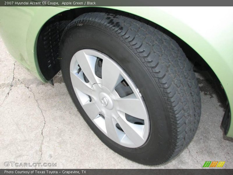 Apple Green / Black 2007 Hyundai Accent GS Coupe