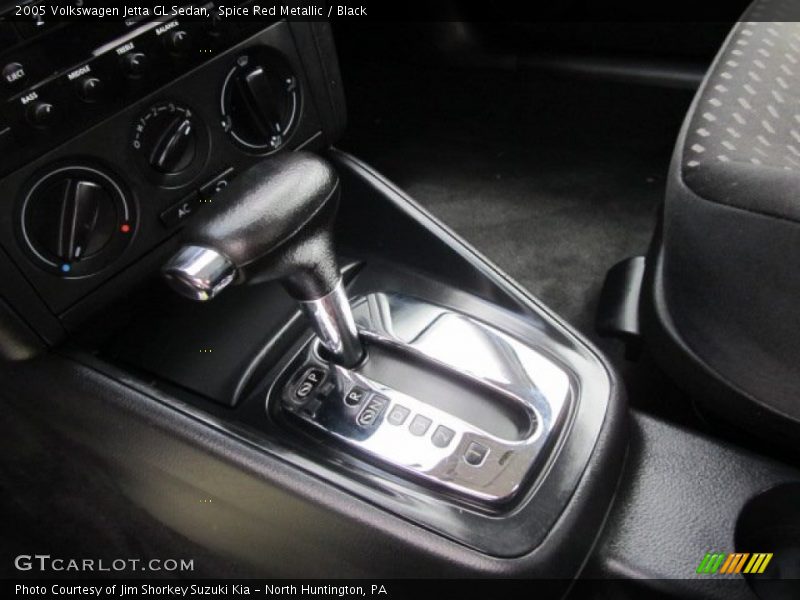 Spice Red Metallic / Black 2005 Volkswagen Jetta GL Sedan