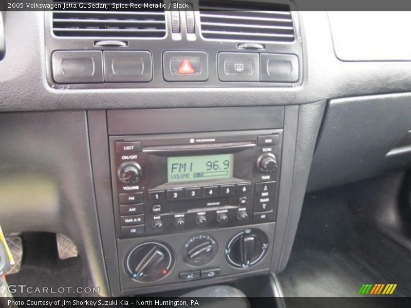 Spice Red Metallic / Black 2005 Volkswagen Jetta GL Sedan