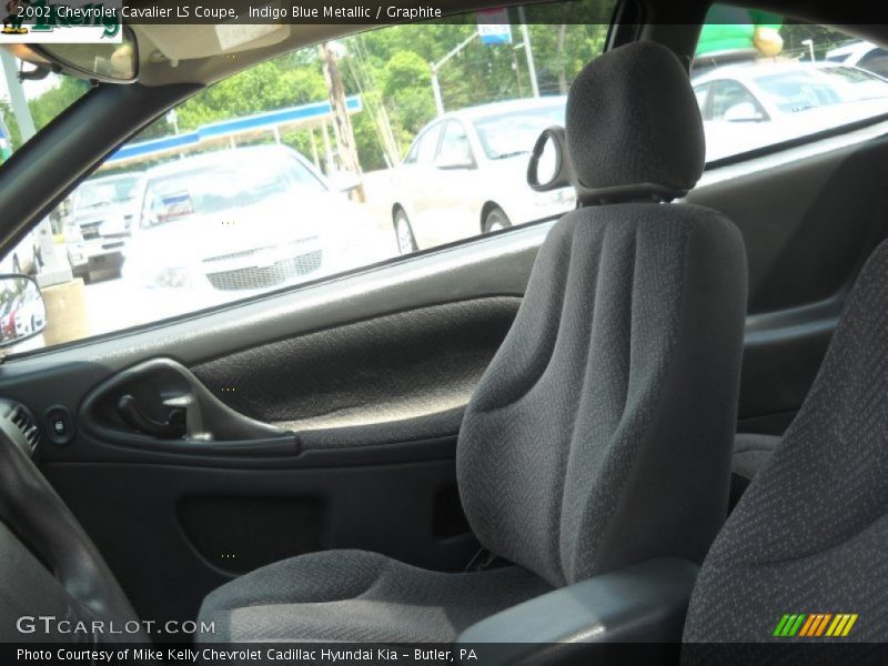 Indigo Blue Metallic / Graphite 2002 Chevrolet Cavalier LS Coupe