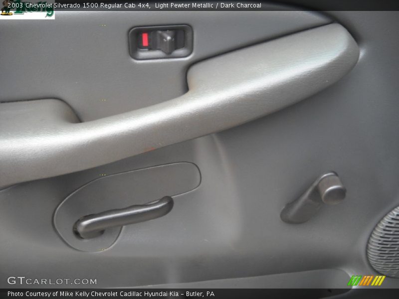 Light Pewter Metallic / Dark Charcoal 2003 Chevrolet Silverado 1500 Regular Cab 4x4