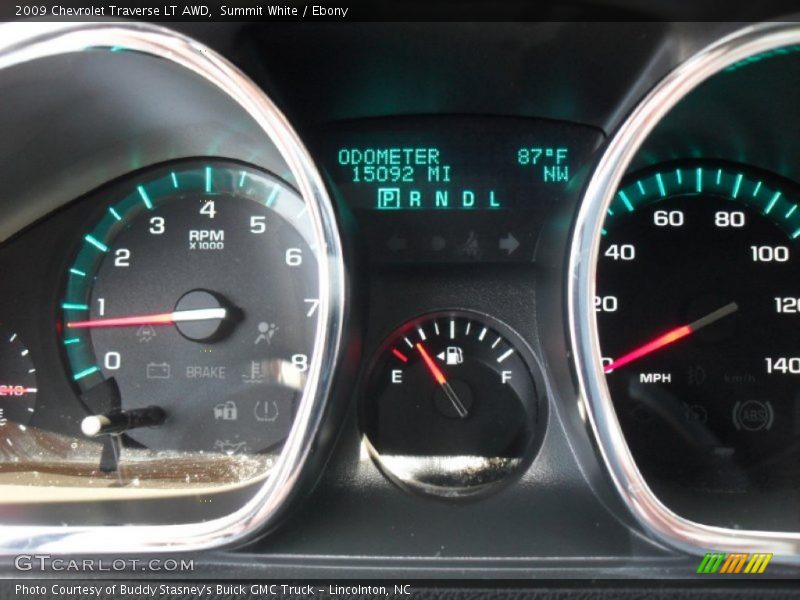 Summit White / Ebony 2009 Chevrolet Traverse LT AWD