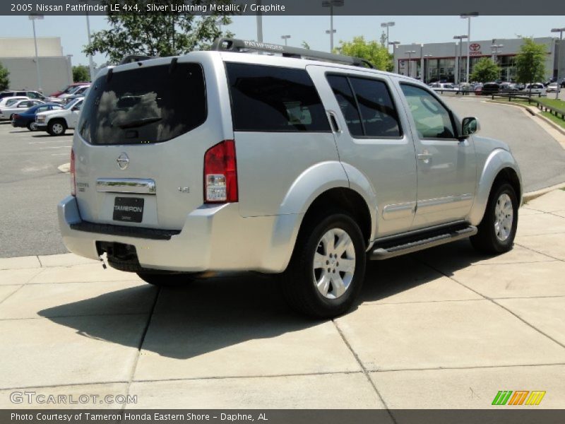 Silver Lightning Metallic / Graphite 2005 Nissan Pathfinder LE 4x4