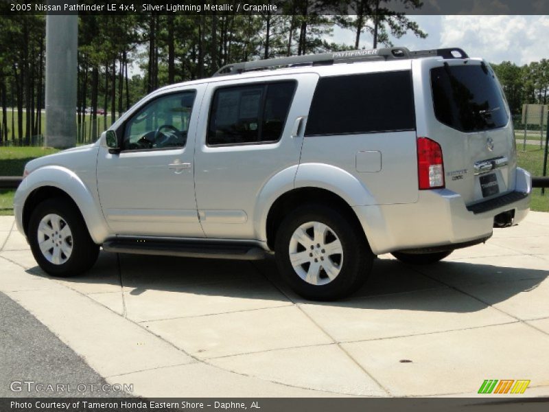 Silver Lightning Metallic / Graphite 2005 Nissan Pathfinder LE 4x4