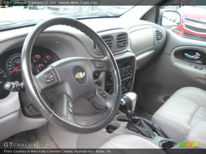 Summit White / Light Gray 2007 Chevrolet TrailBlazer LT 4x4