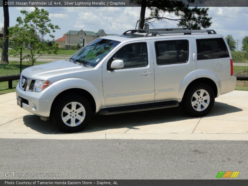 Silver Lightning Metallic / Graphite 2005 Nissan Pathfinder LE 4x4