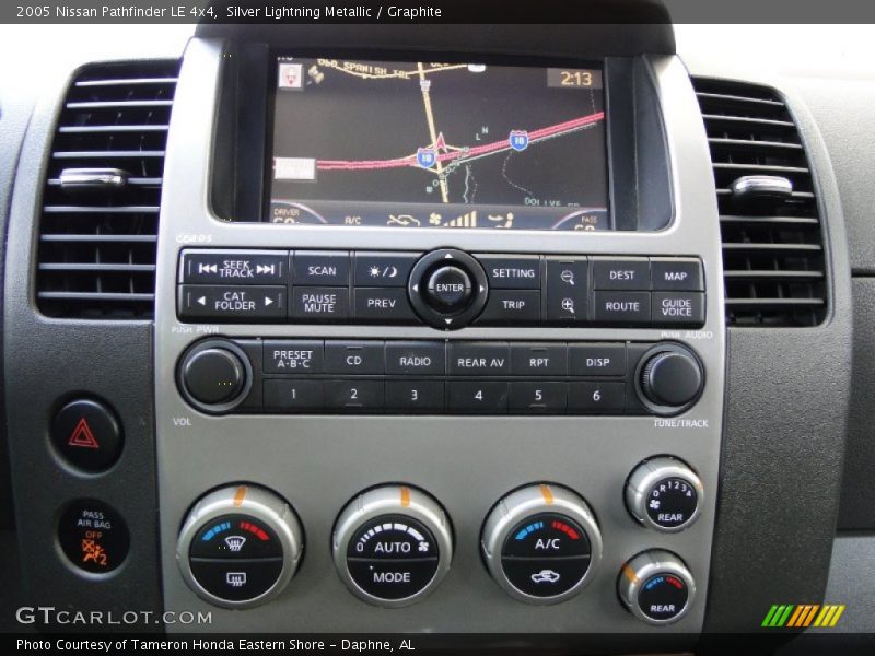 Silver Lightning Metallic / Graphite 2005 Nissan Pathfinder LE 4x4