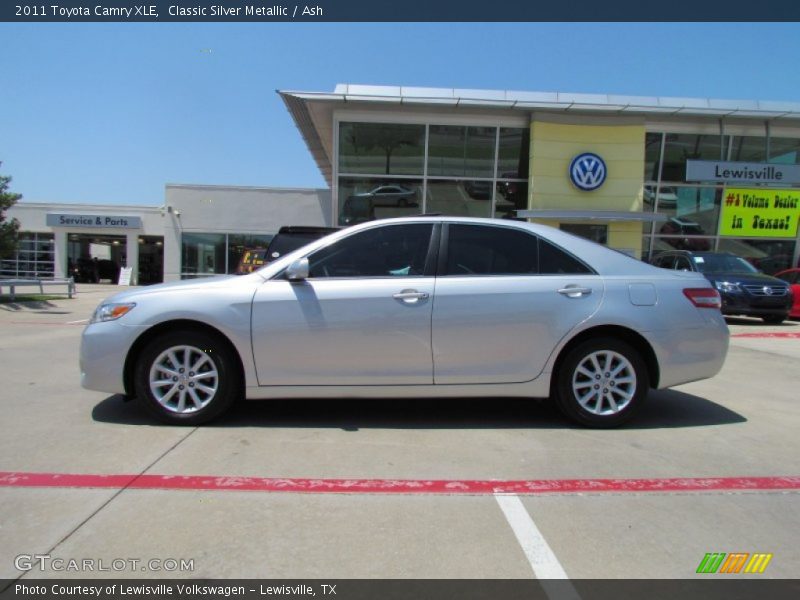 Classic Silver Metallic / Ash 2011 Toyota Camry XLE