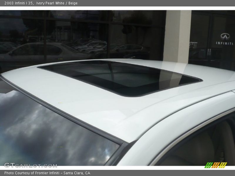 Ivory Pearl White / Beige 2003 Infiniti I 35