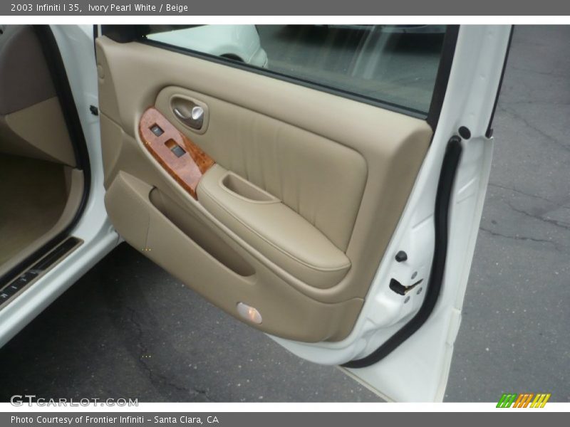 Ivory Pearl White / Beige 2003 Infiniti I 35
