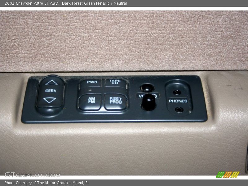Controls of 2002 Astro LT AWD