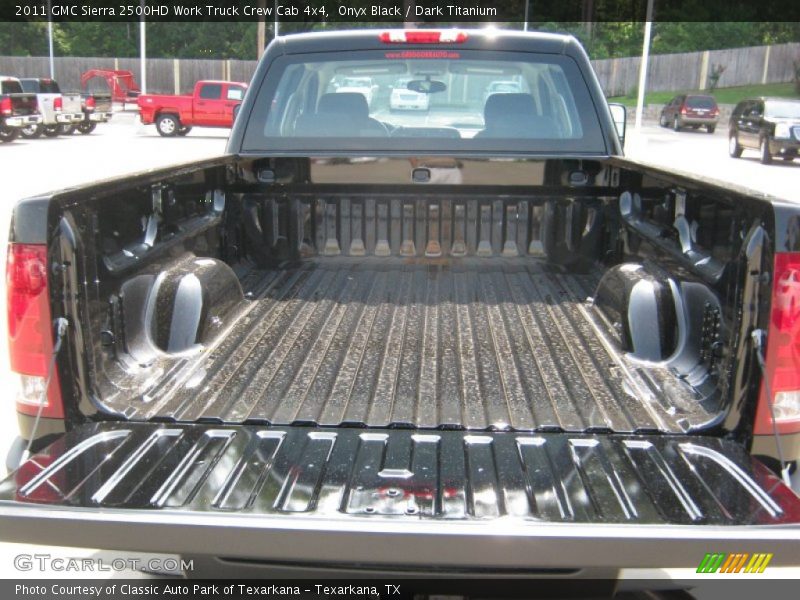 Onyx Black / Dark Titanium 2011 GMC Sierra 2500HD Work Truck Crew Cab 4x4