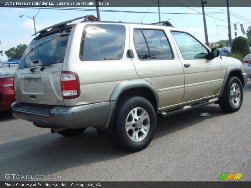 Sahara Beige Metallic / Beige 2001 Nissan Pathfinder LE