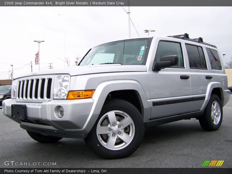 Bright Silver Metallic / Medium Slate Gray 2006 Jeep Commander 4x4