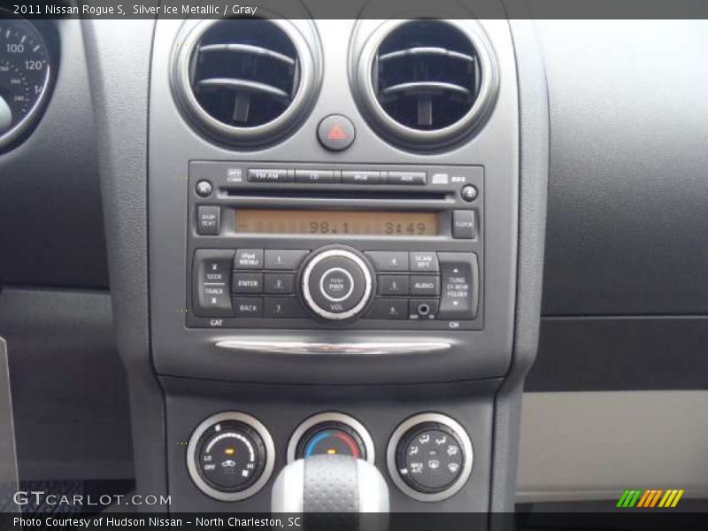 Silver Ice Metallic / Gray 2011 Nissan Rogue S