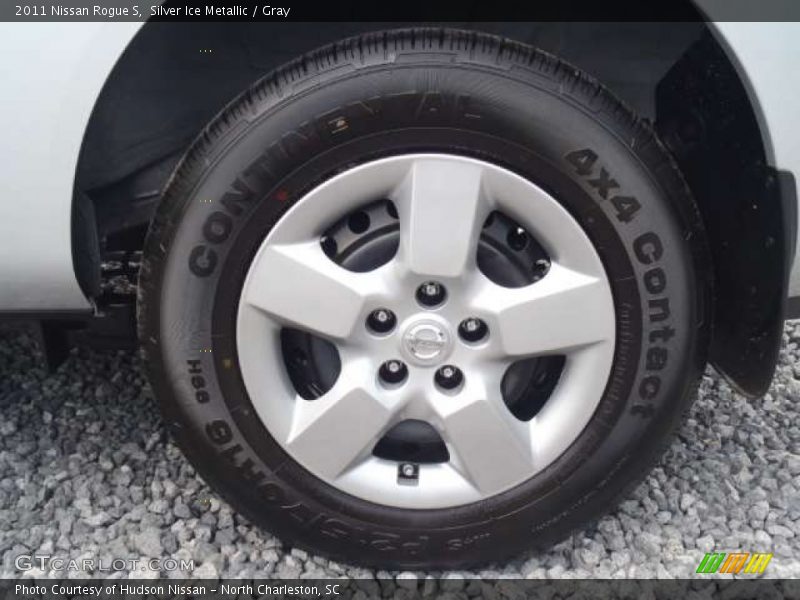 Silver Ice Metallic / Gray 2011 Nissan Rogue S
