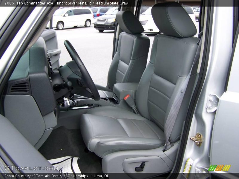 Bright Silver Metallic / Medium Slate Gray 2006 Jeep Commander 4x4