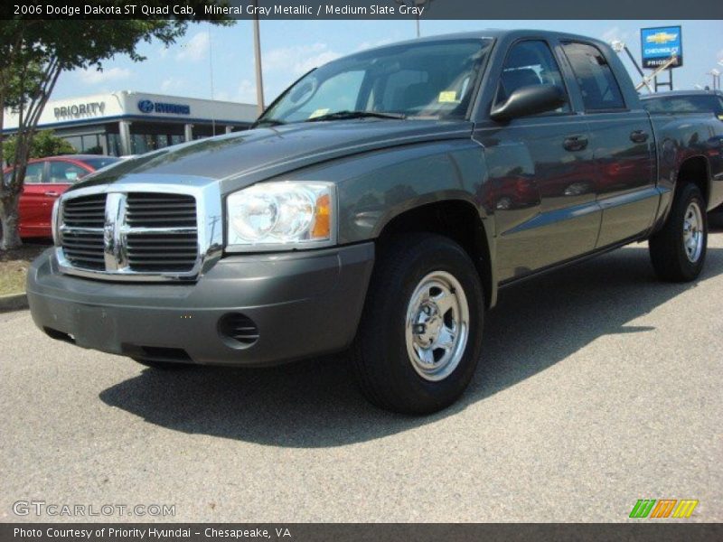 Mineral Gray Metallic / Medium Slate Gray 2006 Dodge Dakota ST Quad Cab