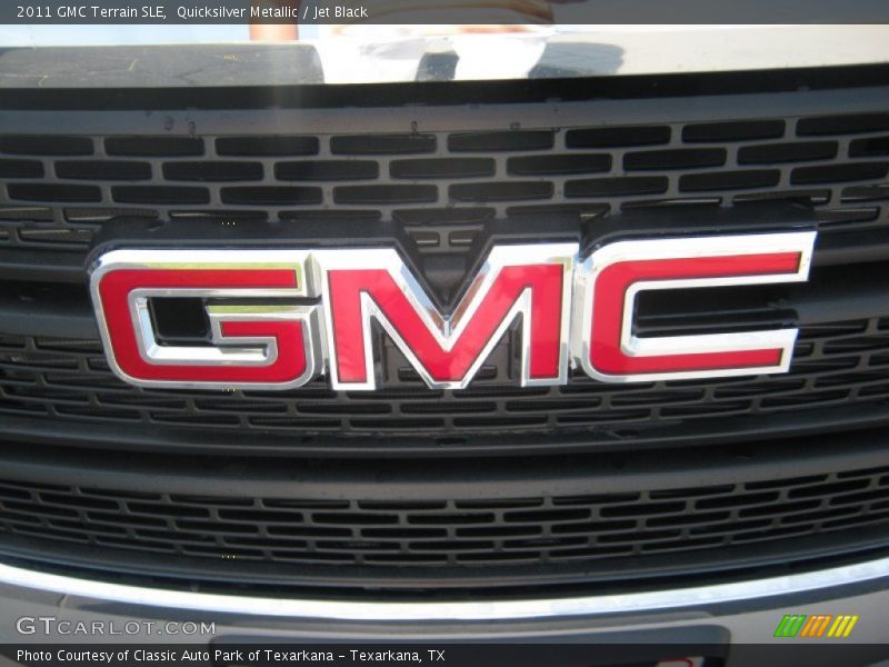 Quicksilver Metallic / Jet Black 2011 GMC Terrain SLE