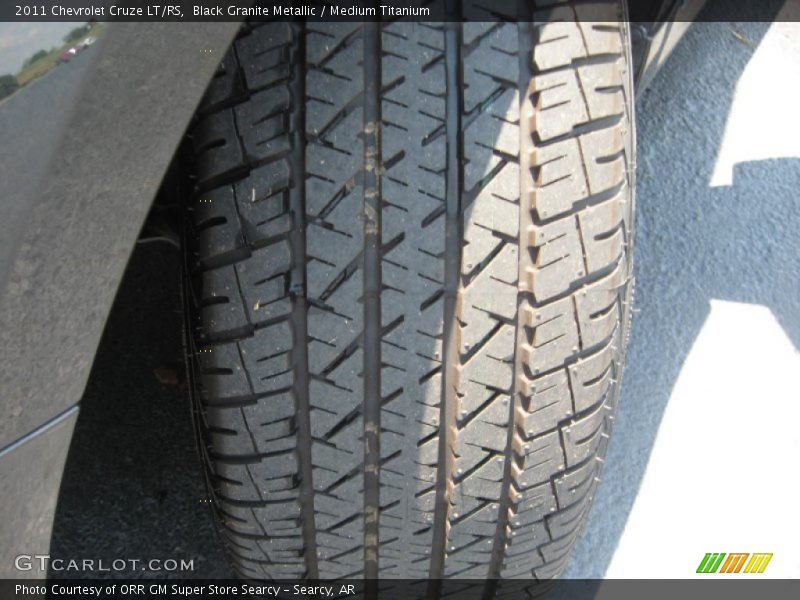 Black Granite Metallic / Medium Titanium 2011 Chevrolet Cruze LT/RS