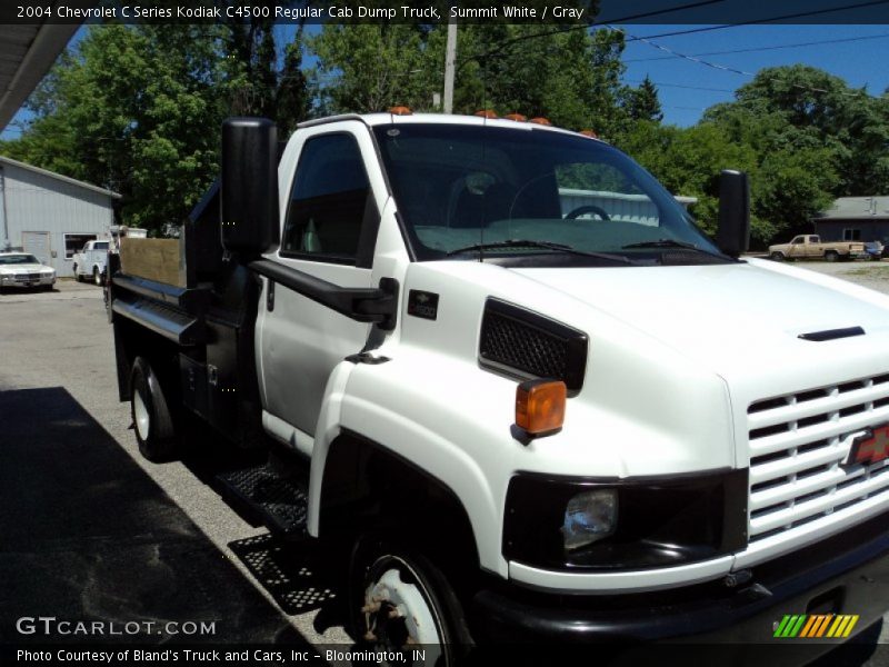 Summit White / Gray 2004 Chevrolet C Series Kodiak C4500 Regular Cab Dump Truck