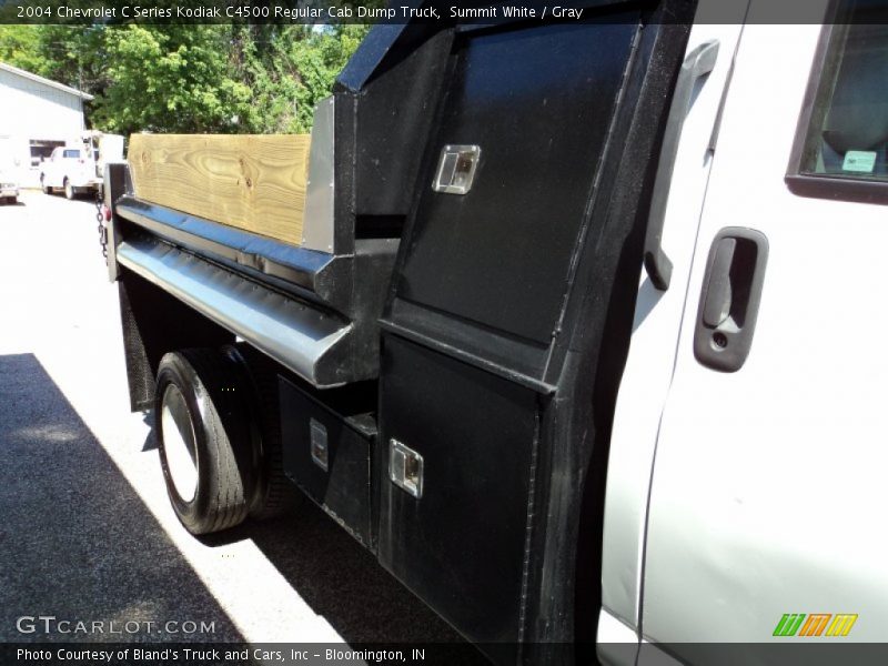 Summit White / Gray 2004 Chevrolet C Series Kodiak C4500 Regular Cab Dump Truck