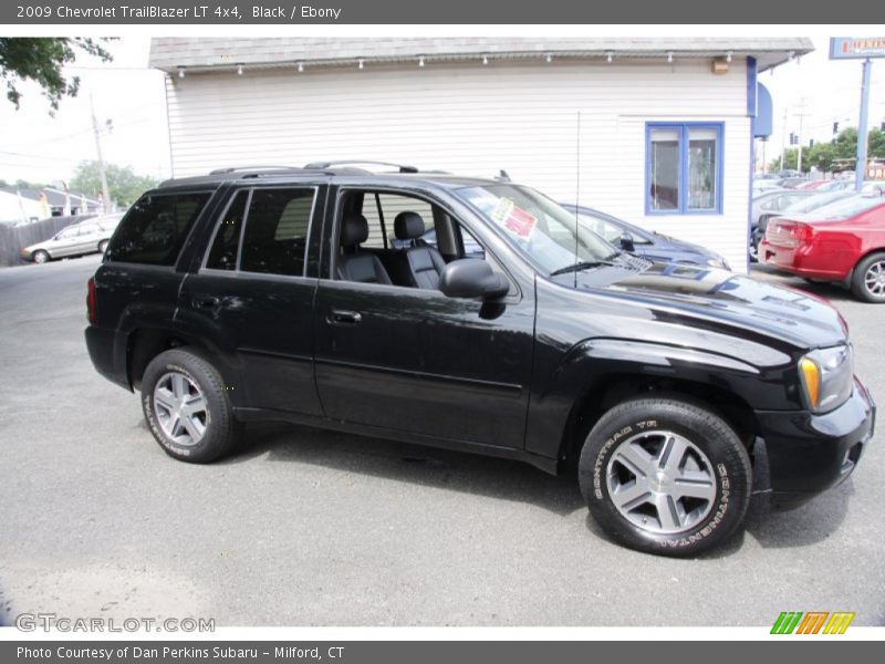 Black / Ebony 2009 Chevrolet TrailBlazer LT 4x4