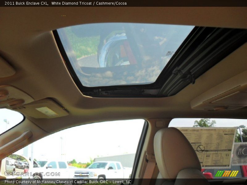 White Diamond Tricoat / Cashmere/Cocoa 2011 Buick Enclave CXL