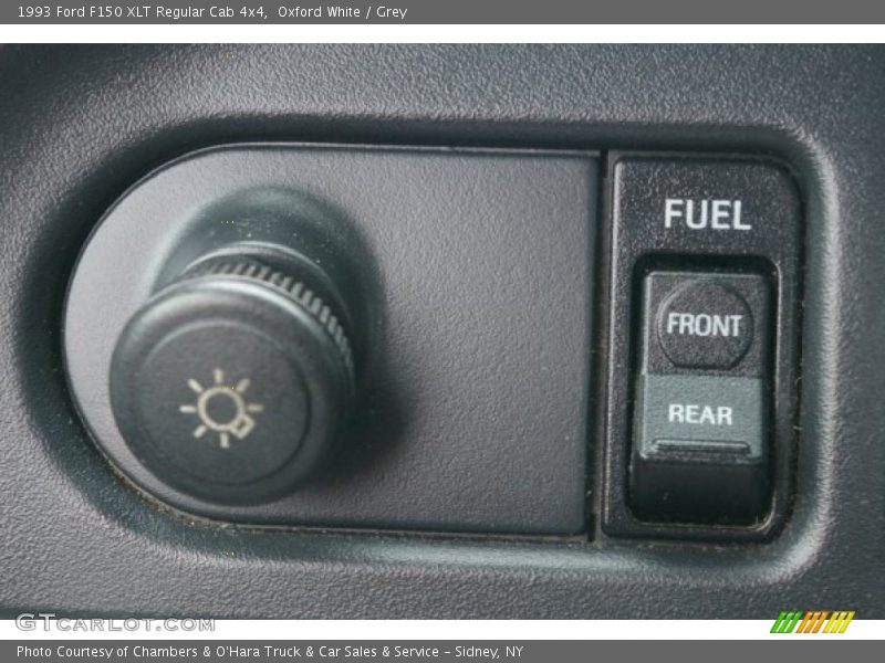 Oxford White / Grey 1993 Ford F150 XLT Regular Cab 4x4