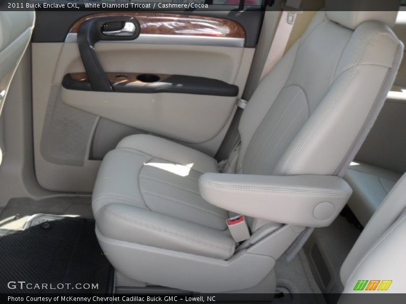 White Diamond Tricoat / Cashmere/Cocoa 2011 Buick Enclave CXL