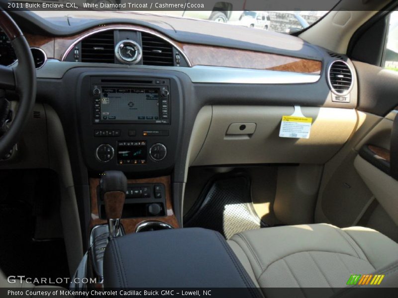 White Diamond Tricoat / Cashmere/Cocoa 2011 Buick Enclave CXL