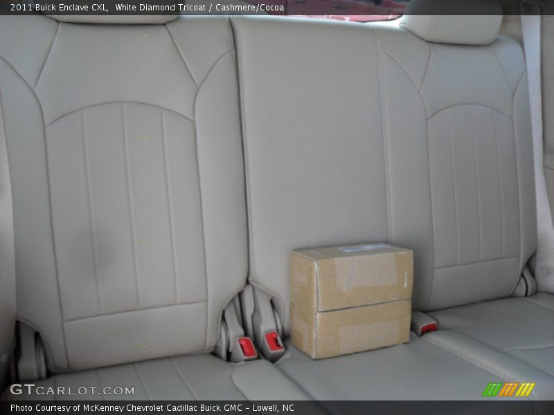 White Diamond Tricoat / Cashmere/Cocoa 2011 Buick Enclave CXL
