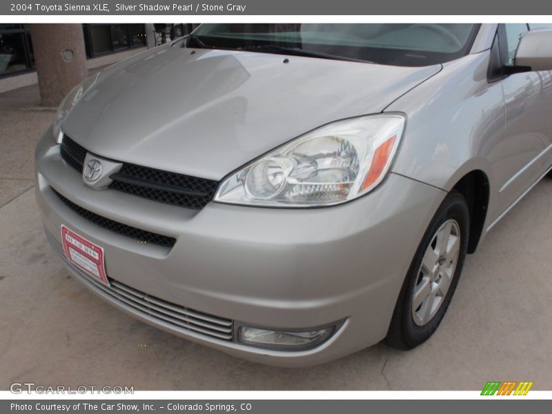 Silver Shadow Pearl / Stone Gray 2004 Toyota Sienna XLE