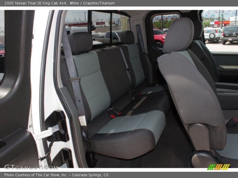 White / Graphite/Titanium 2005 Nissan Titan SE King Cab 4x4