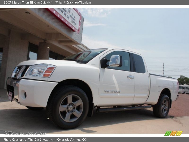 White / Graphite/Titanium 2005 Nissan Titan SE King Cab 4x4