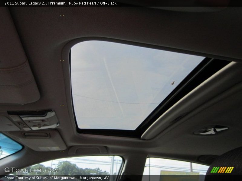 Sunroof of 2011 Legacy 2.5i Premium