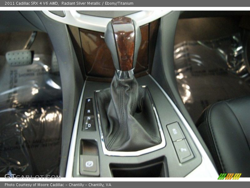 Radiant Silver Metallic / Ebony/Titanium 2011 Cadillac SRX 4 V6 AWD