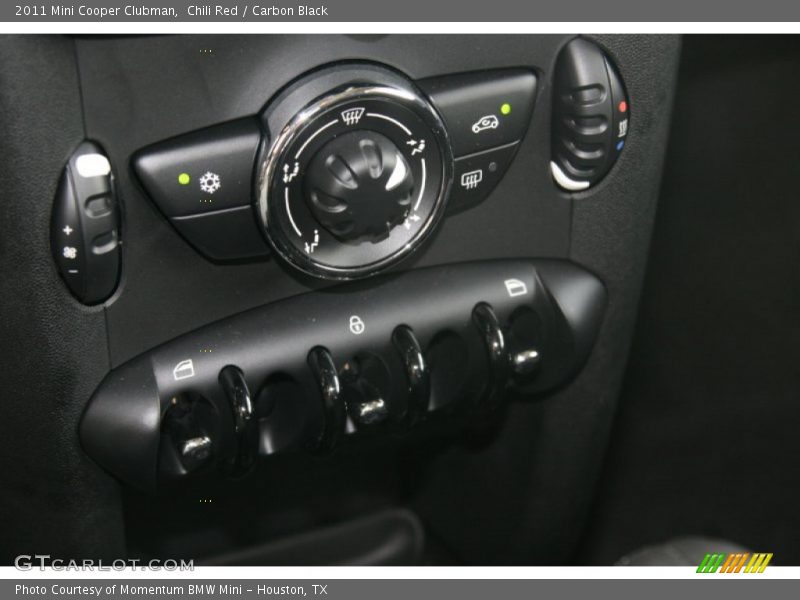 Chili Red / Carbon Black 2011 Mini Cooper Clubman