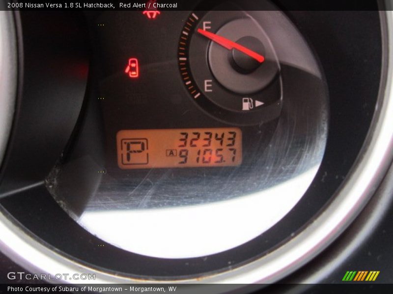 Red Alert / Charcoal 2008 Nissan Versa 1.8 SL Hatchback