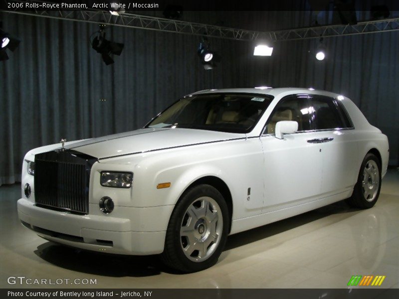 Arctic White / Moccasin 2006 Rolls-Royce Phantom