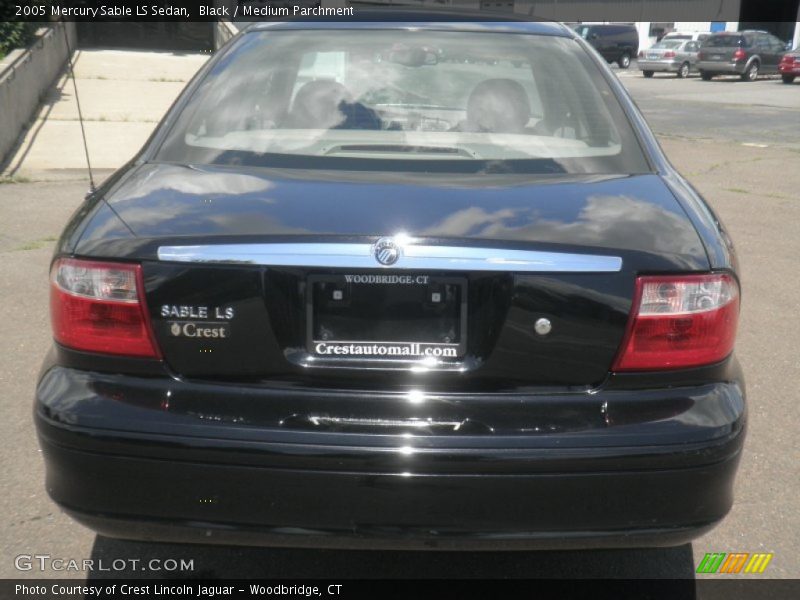 Black / Medium Parchment 2005 Mercury Sable LS Sedan