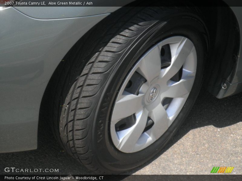Aloe Green Metallic / Ash 2007 Toyota Camry LE