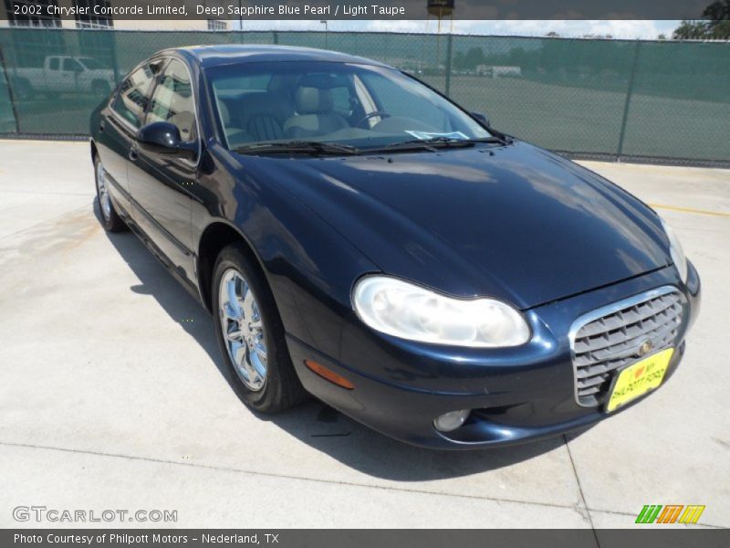 Deep Sapphire Blue Pearl / Light Taupe 2002 Chrysler Concorde Limited
