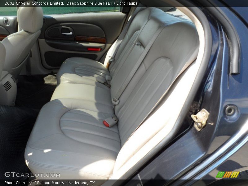 Deep Sapphire Blue Pearl / Light Taupe 2002 Chrysler Concorde Limited