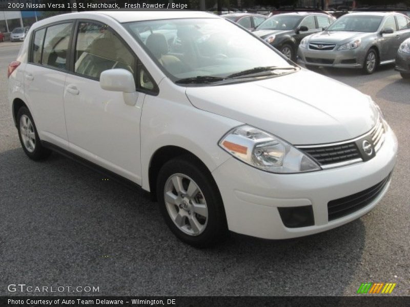 Fresh Powder / Beige 2009 Nissan Versa 1.8 SL Hatchback